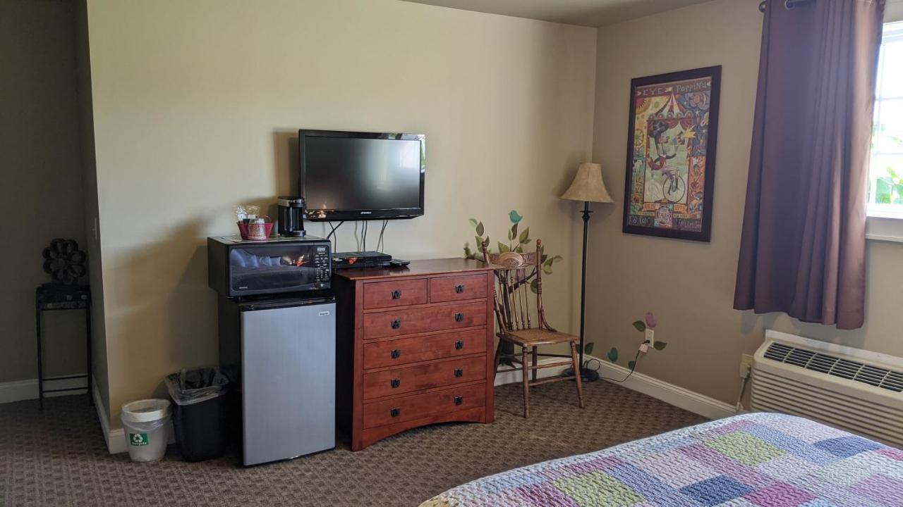 The Meadowlark Inn East Springfield ภายนอก รูปภาพ