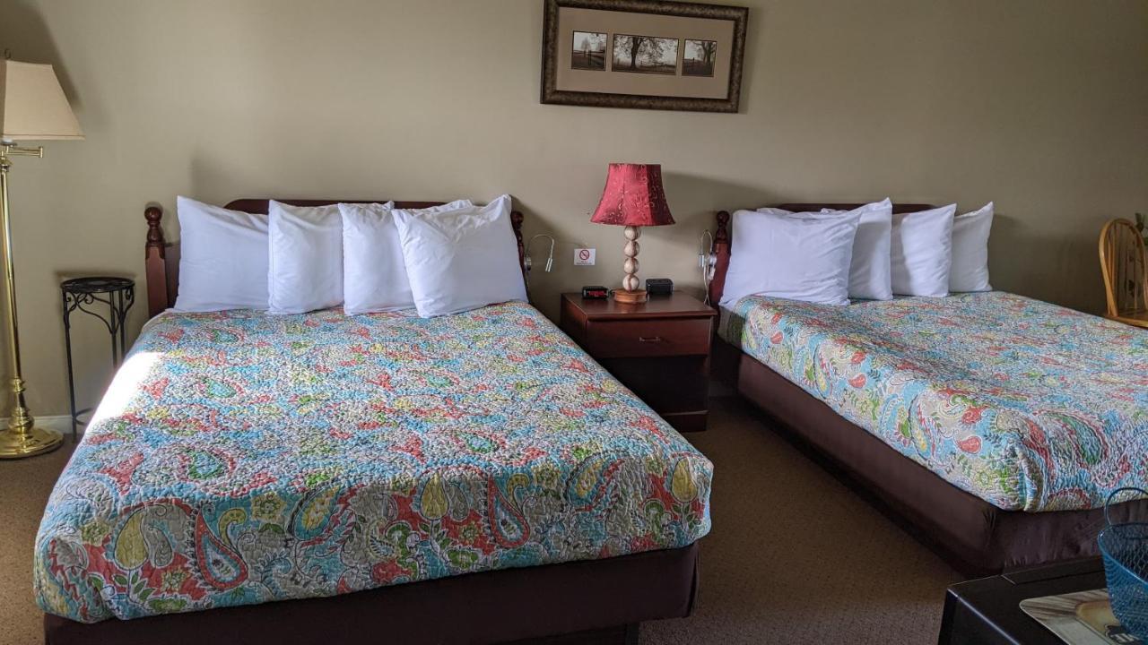 The Meadowlark Inn East Springfield ภายนอก รูปภาพ