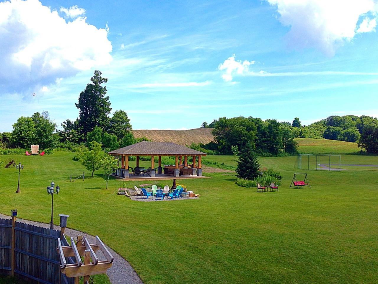 The Meadowlark Inn East Springfield ภายนอก รูปภาพ