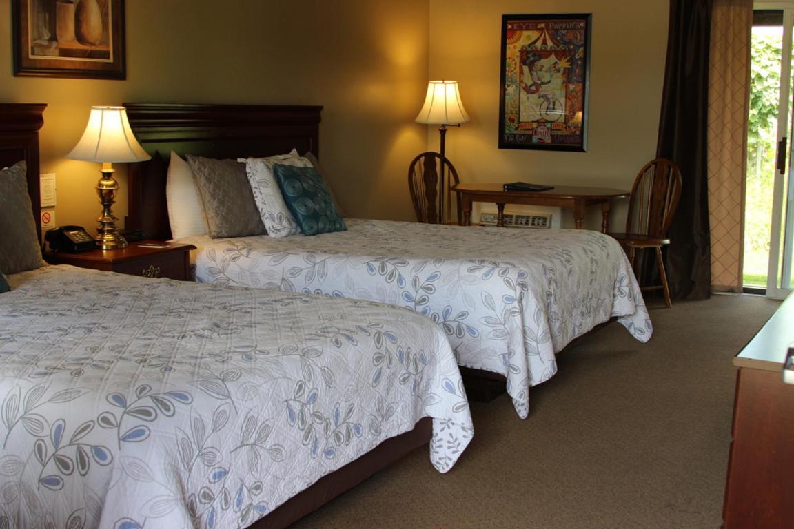 The Meadowlark Inn East Springfield ภายนอก รูปภาพ